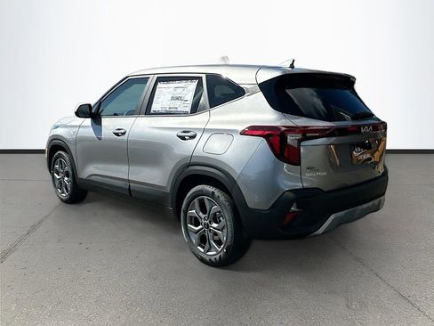 New 2026 Kia Seltos LX image 5