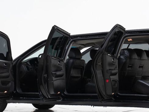 Used 2008 Cadillac DTS Limousine FWD image 23