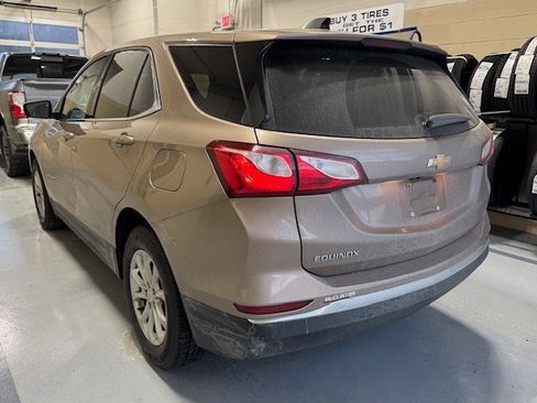 Used 2018 Chevrolet Equinox LT image 8