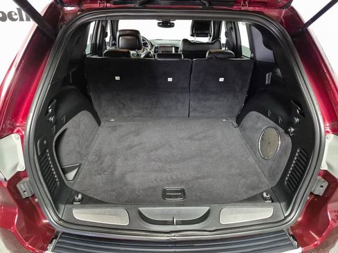 Used 2018 Jeep Grand Cherokee Limited image 10