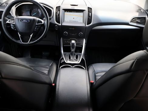 Used 2018 Ford Edge SEL w/ Equipment Group 201A AWD/4WD image 15
