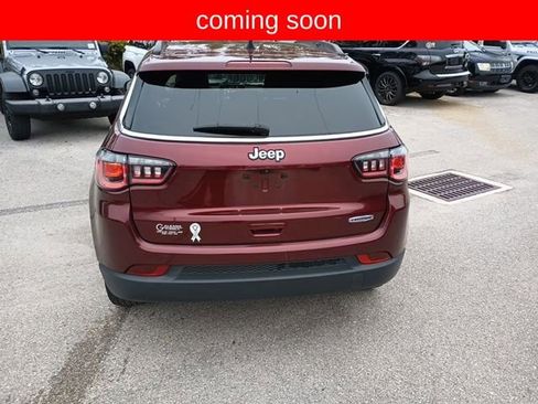 Certified 2022 Jeep Compass Latitude w/ Sun and Sound Group image 4