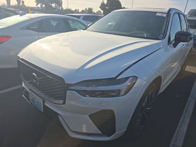 Certified 2026 Volvo XC60 B5 Plus AWD/4WD image 3