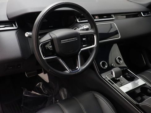 Used 2023 Land Rover Range Rover Velar R-Dynamic S image 6