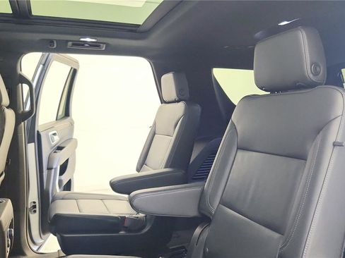 Used 2021 Chevrolet Tahoe LT w/ LT Signature Plus Package AWD/4WD image 36
