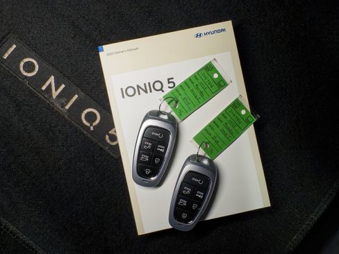 Used 2023 Hyundai Ioniq 5 SEL image 25