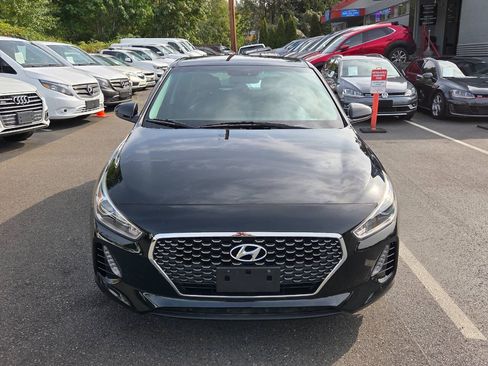 Used 2020 Hyundai Elantra GT FWD image 2