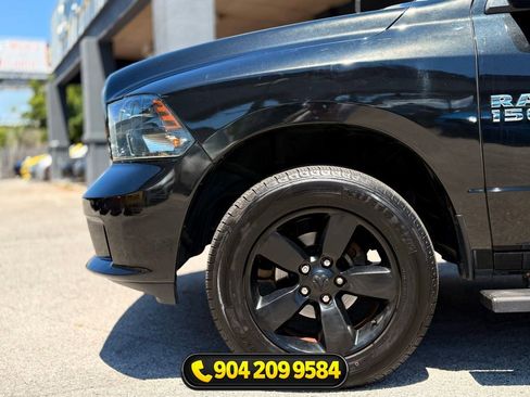 Used 2018 RAM 1500 Express w/ Black Ram 1500 Express Group AWD/4WD image 13