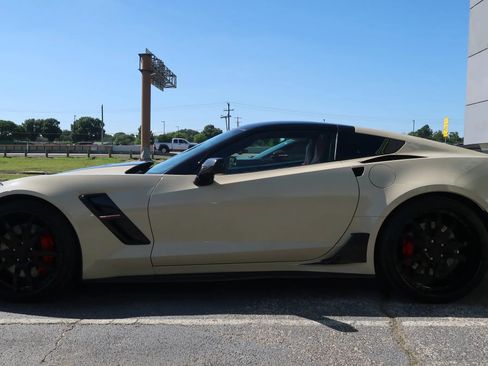 Used 2019 Chevrolet Corvette Grand Sport RWD image 6