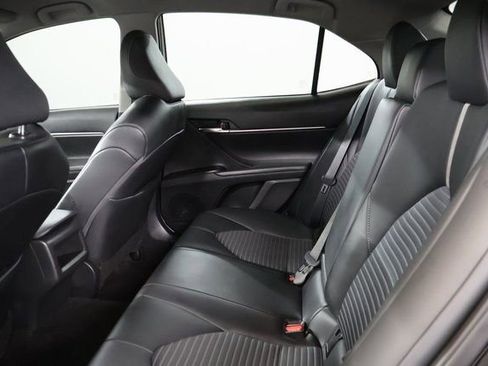 Used 2024 Toyota Camry SE image 29