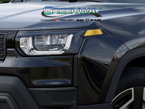 New 2026 Jeep Cherokee Laredo image 10