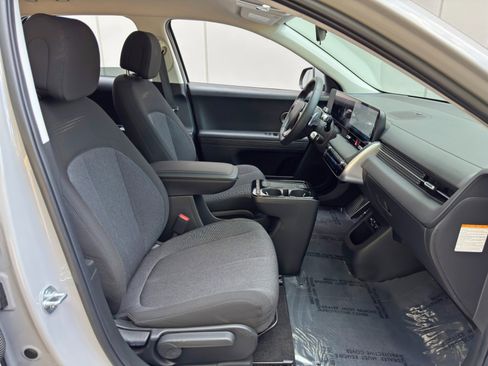 Used 2025 Hyundai Ioniq 5 SE image 14