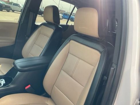 Used 2024 Chevrolet Equinox Premier FWD image 10