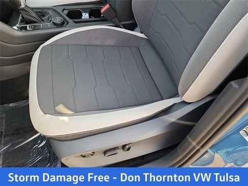 New 2026 Volkswagen Taos SE image 14