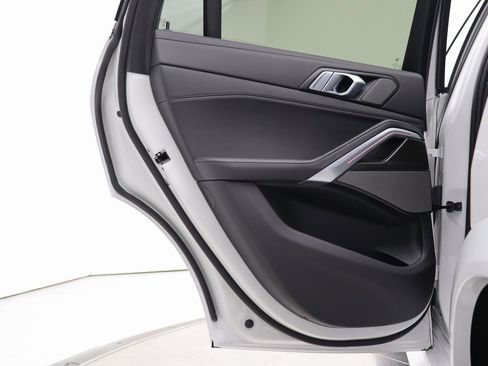 Used 2026 BMW X6 M60i image 54