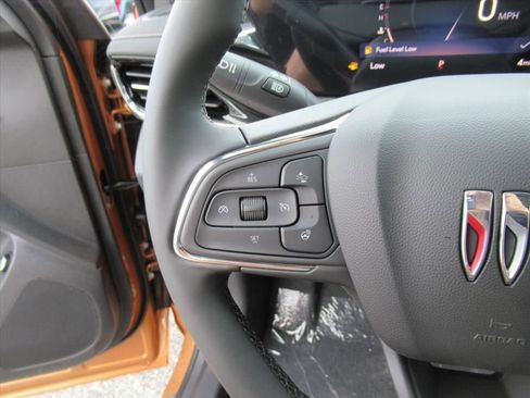 New 2025 Buick Envista Avenir image 18