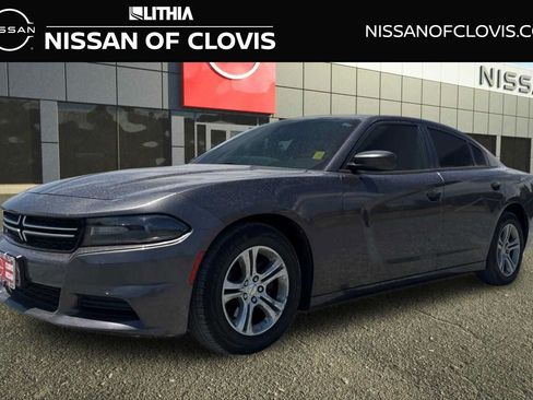 Used 2015 Dodge Charger SE w/ Popular Equipment Group RWD image 1