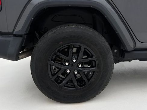 Used 2023 Jeep Wrangler Unlimited Sport AWD/4WD image 27
