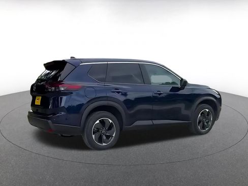 Used 2025 Nissan Rogue SV FWD image 16
