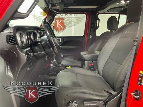 Used 2020 Jeep Wrangler Unlimited Sahara w/ Uconnect 4C Nav & Sound Group image 11