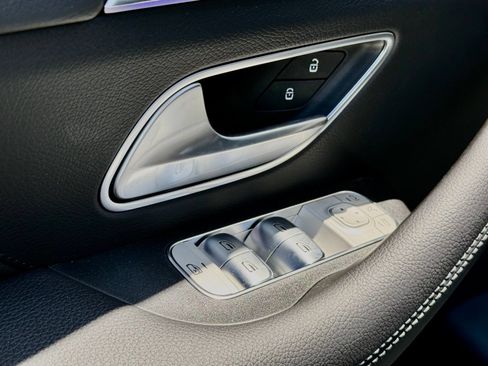New 2026 Mercedes-Benz GLS 450 4MATIC image 17