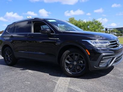 Certified 2024 Volkswagen Tiguan SE