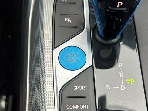 Certified 2023 BMW i4 eDrive35 w/ Premium Package RWD image 33