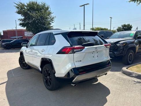 Used 2025 Toyota RAV4 SE w/ Weather Package AWD/4WD image 6