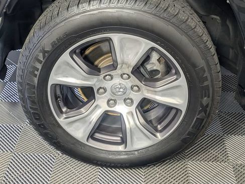 Used 2023 RAM 1500 Laramie AWD/4WD image 8