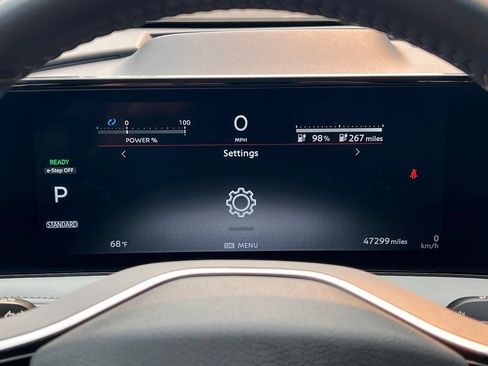 Certified 2023 Nissan Ariya AWD image 27