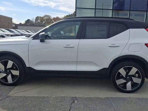 New 2026 Volvo EX40 Plus w/ Climate Package image 2