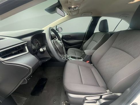 Used 2024 Toyota Corolla LE FWD image 9