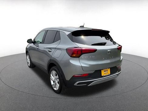 Used 2025 Buick Encore GX Preferred AWD/4WD image 11