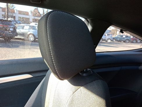 Certified 2019 Honda Civic EX image 17