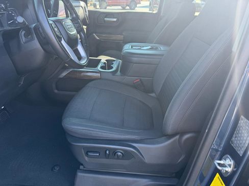 Used 2019 GMC Sierra 1500 Elevation w/ Elevation Value Package image 11