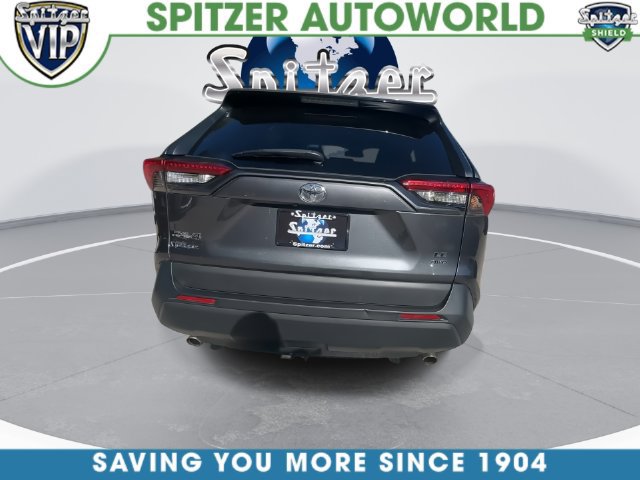Used 2019 Toyota RAV4 LE AWD/4WD image 13