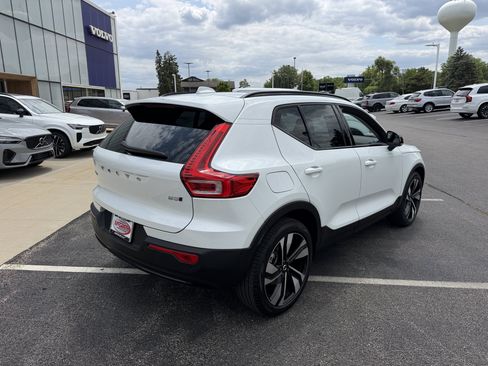 Used 2026 Volvo XC40 B5 Ultra w/ Protection Package Premier AWD/4WD image 4
