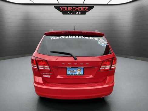Used 2020 Dodge Journey SE FWD image 4