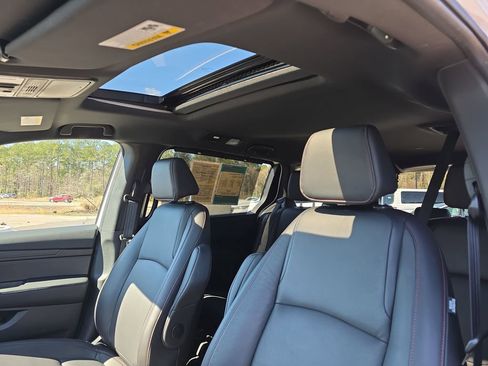 Used 2025 Honda Odyssey Sport-L image 34