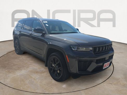 New 2026 Jeep Grand Cherokee L 2WD image 4