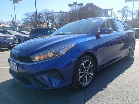 Used 2022 Kia Forte LXS w/ LXS Technology Package image 6