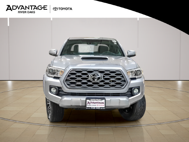 Used 2021 Toyota Tacoma TRD Sport AWD/4WD image 3