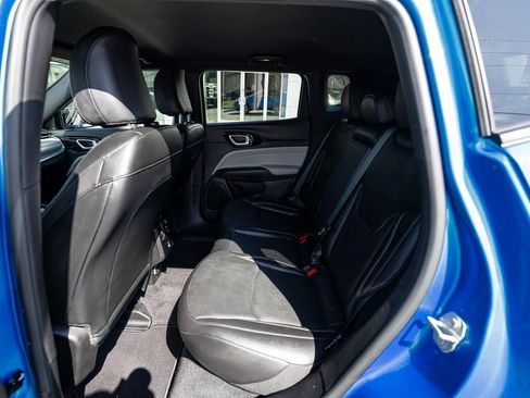 Used 2025 Jeep Compass Limited w/ Elite Group AWD/4WD image 24