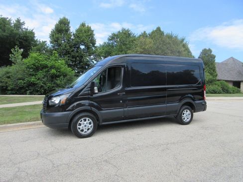 Used 2015 Ford Transit 250 148 Medium Roof RWD image 23