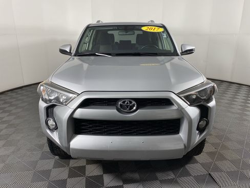 Used 2017 Toyota 4Runner SR5 image 10