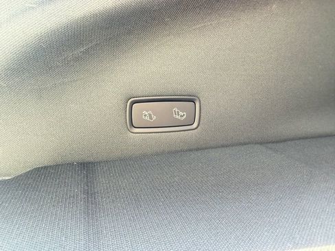 Used 2026 Tesla Model Y AWD image 35