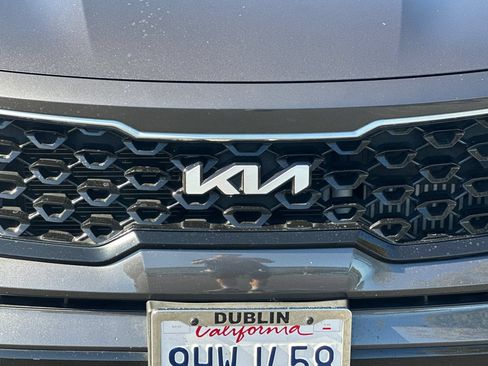 Used 2023 Kia Sorento EX FWD image 47