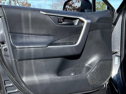 Certified 2024 Toyota RAV4 LE image 21