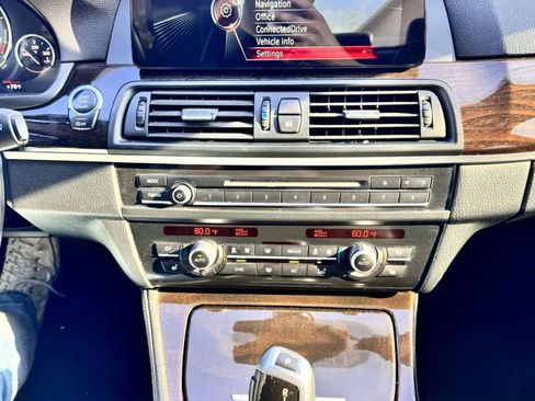 Used 2015 BMW 528i Sedan image 12