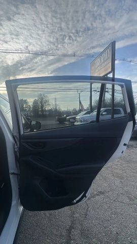 Used 2023 Subaru Crosstrek 2.0i AWD/4WD image 16